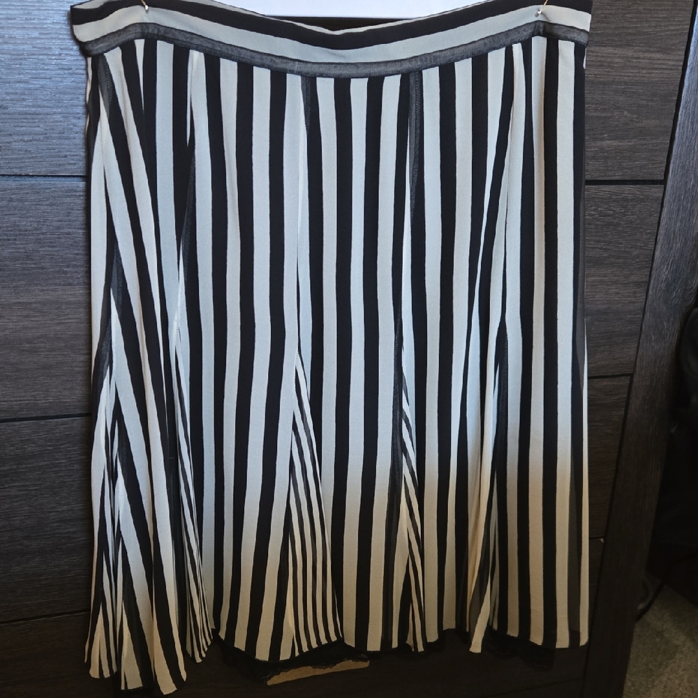 DKNY Black and White A-Line Skirt
